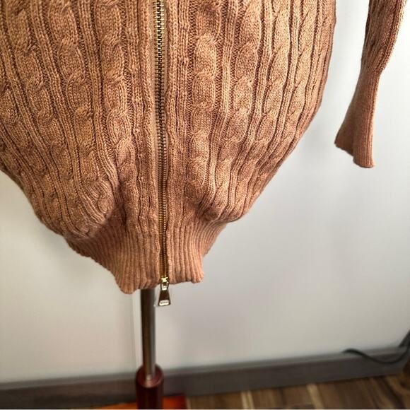 Chloe Kristyn Size Small Tan Tequila V Neck Cable Sweater Cozy Cabin Chic NWT - Picture 12 of 15